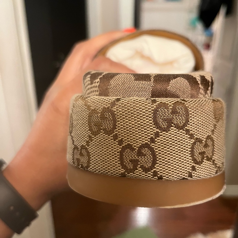 Authentic Gucci platform sandal. Only wore 2 times… box and dust bag included.